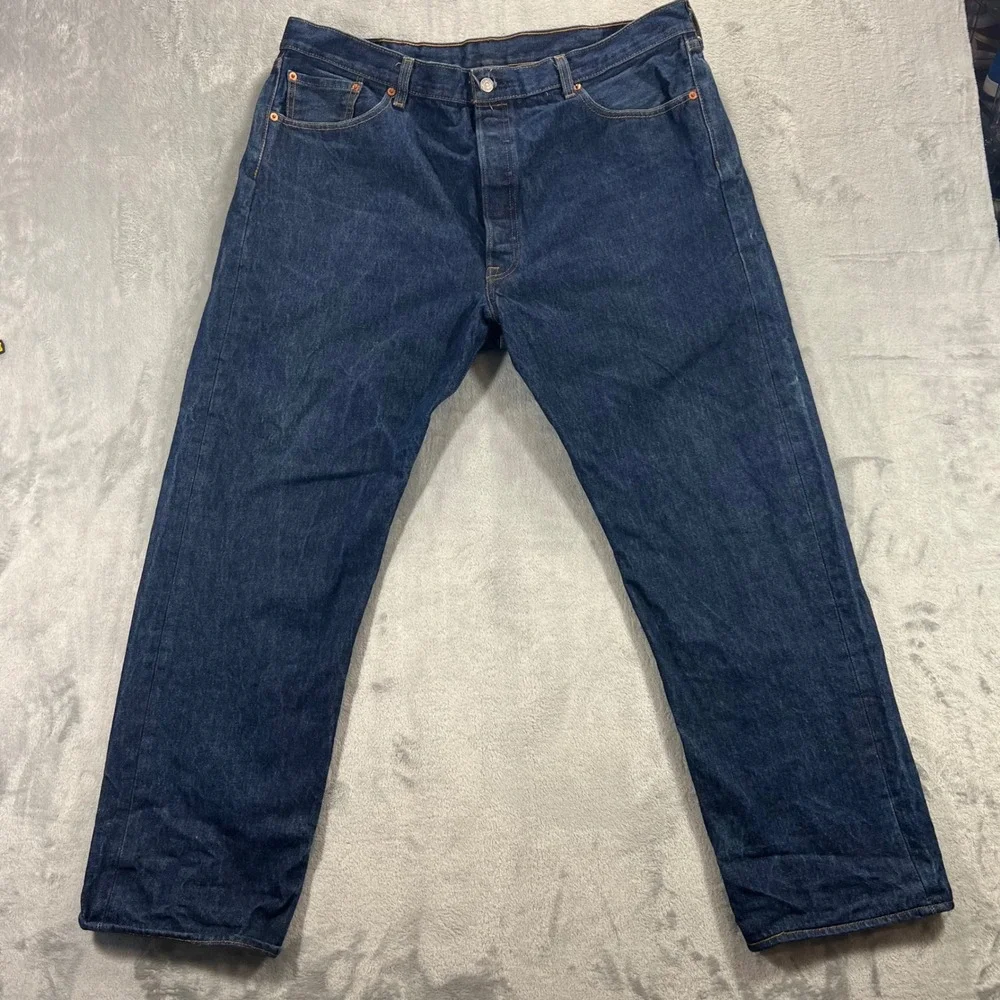 LEVI'S 501 Original Fit Jeans Mens 42x32 Dark Indigo Blue Button Fly Classic